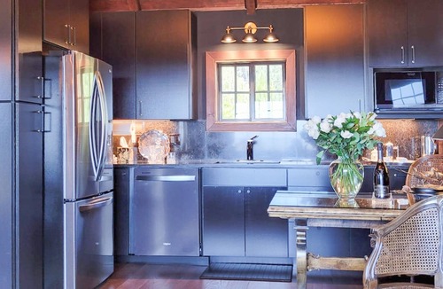 Fort Bragg Cottage | Oceanfront one-bedroom suite, Private Deck, Fire pit, - Minutes to Town