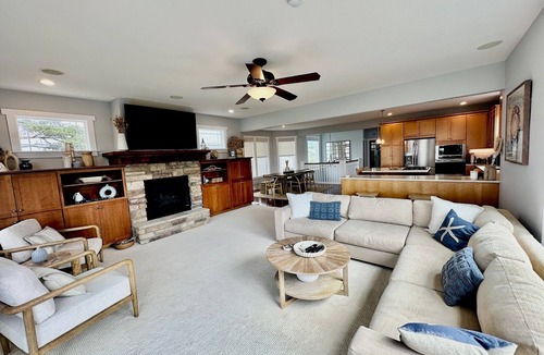 Seaside House | Oceanfront views, on promenade, Spacious 4-bd in S Seaside w jacuzzi