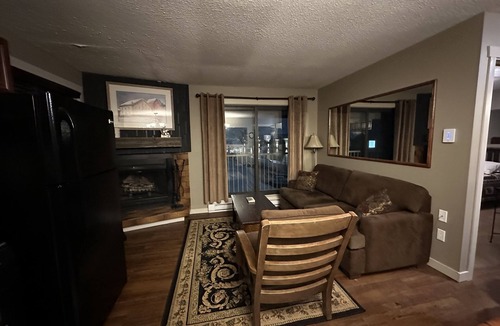 Big White Ski Resort Condo | One bedroom within 2 minute walk to Main Village.