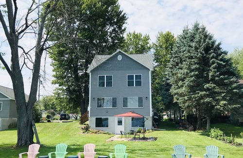 Central Square House | Oneida Lake Home with Dock @ Peaceful Big Bay