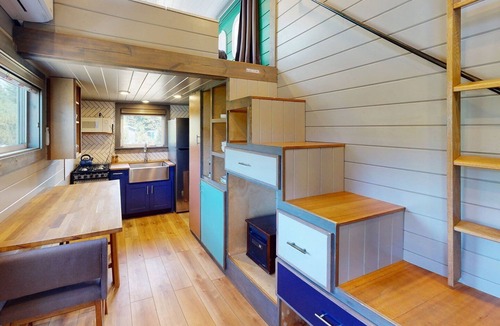 Waldport House | Osprey