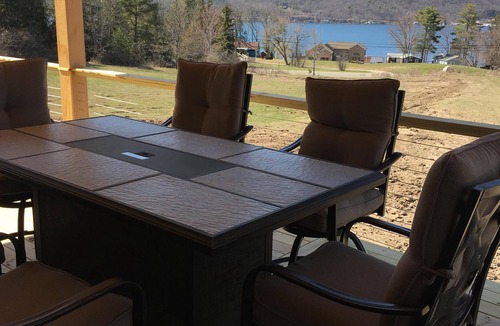 Hammondsport House | Overlook at Splitrock-your home away from home!