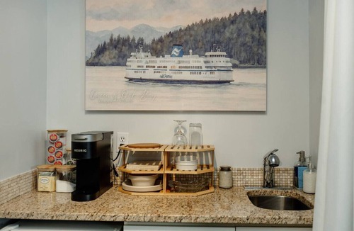 Regional District of Nanaimo Villa | Pacific Comber, Anchored in Family Tradition