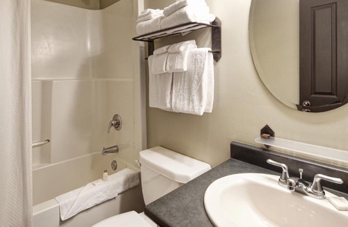 Panorama Apartment | Panorama Mountain Resort - Premium Condos and Townhomes