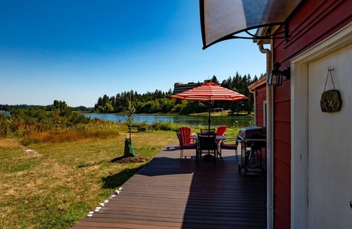 Erlands Point-Kitsap Lake Cottage | Peaceful Beachfront Cottage - Large Deck & Fire Pit - Gorgeous Views & Wildlife