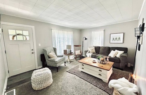 Howland Corners House | Peaceful, cozy countryside retreat.