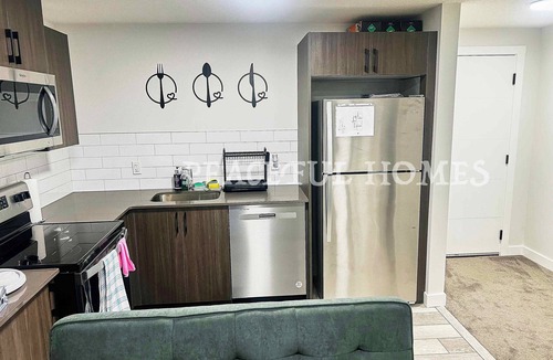 Southeast Calgary House | Peaceful Homes | Elegant 2 Bedroom Suite
