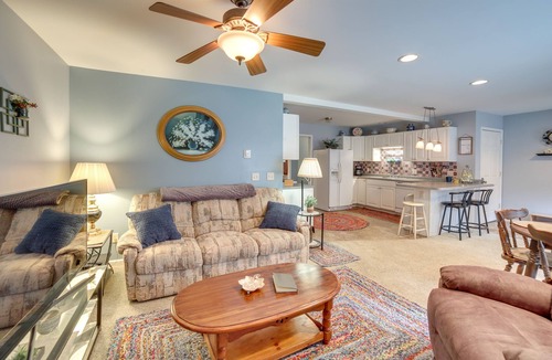 Ishpeming House | Peaceful Ishpeming Retreat: Walk to Deer Lake