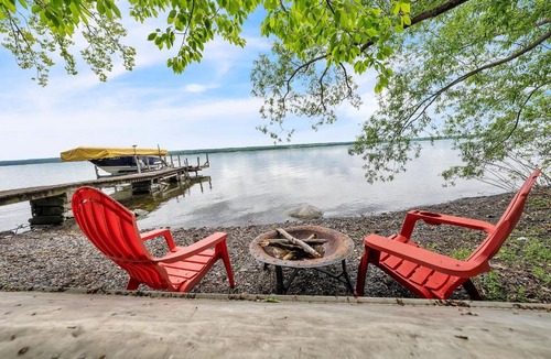 Town of Ledyard House | Peaceful Lakefront Getaway on Cayuga Lake