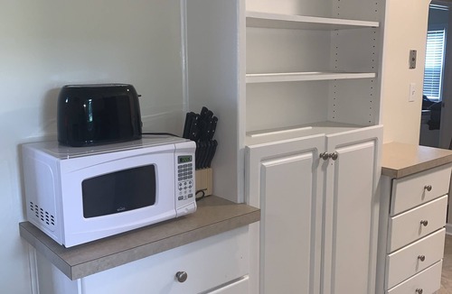 Roanoke House | Pet Friendly Cape Cod House