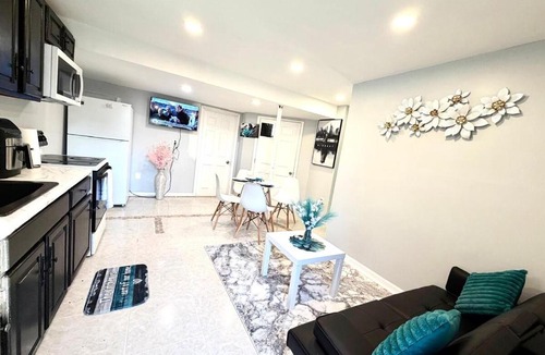 Fairland Apartment | Prime DMV Stay