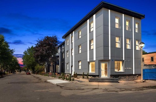 Lowertown Apartment | PRIME Downtown - Upscale 1BR in the Byward Market