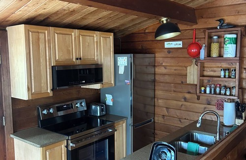 Parham Cottage | Private cedar island cottage. Amazing big lake views.