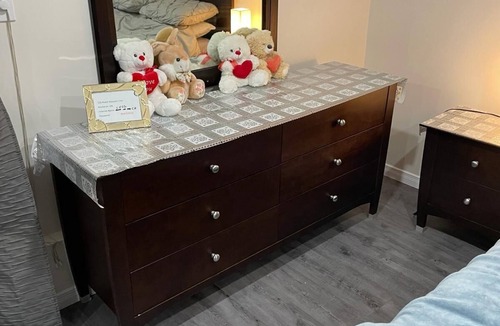 Kitchener Apartment | Private Elegant Queen Bed Full Bath Apartment