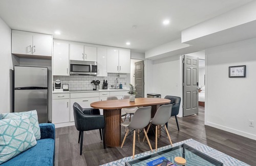 Chestermere House | Private Lower Suite in Chestermere w Workspace