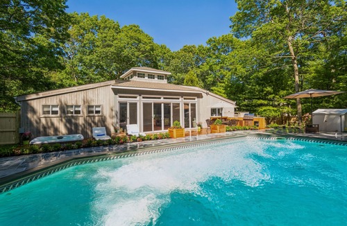 Springs House | PRIVATE POOL ~ PERFECT HAMPTONS GETAWAY ~ WBH
