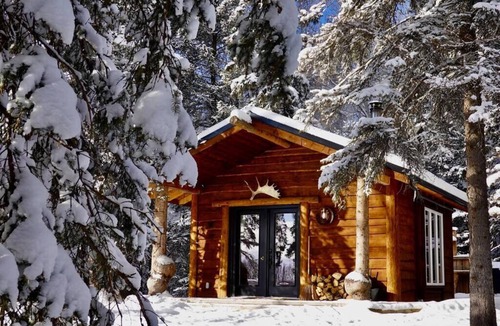 Waiparous Village Cabin | Private Romantic Retreat in our Cozy Rustic Cabin
