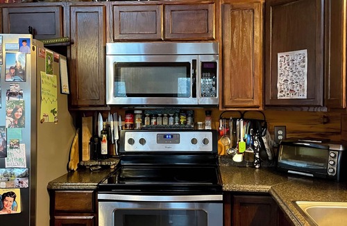Waterville Cottage | Private Rustic Cabin Near Smuggs Cozy, Quiet, Pet Friendly