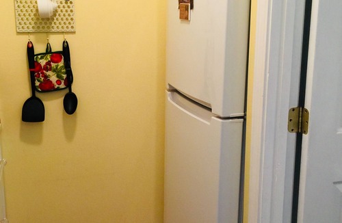 Ogunquit Apartment | Quaint Ogunquit Condo 5 Min.Walk To Perkins Cove & Marginal Way