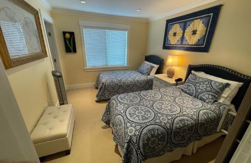 Regional District of Nanaimo Villa | Qualicum Landing Beachside Home