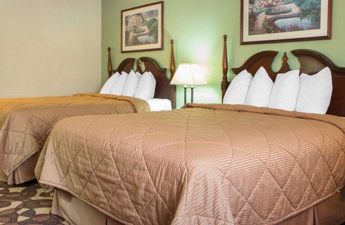 Broken Arrow Hotel | Quality Inn Broken Arrow - Tulsa