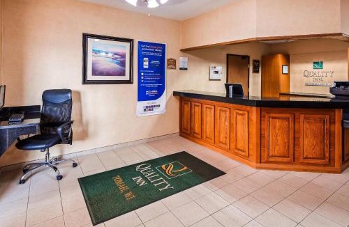 Tomah Hotel | Quality Inn Tomah