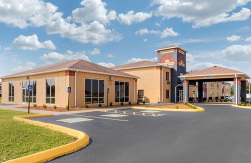 Cadiz Hotel | Quality Inn