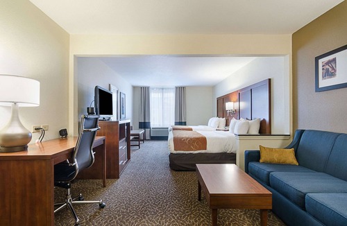 Springdale Hotel | Quality Suites Springdale West I-49