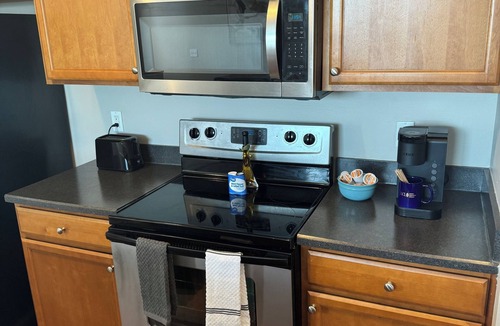 Frankfort Apartment | Quiet Comfortable 1BR/1BA in Frankfort, Kentucky