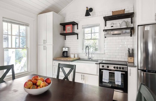 Inman Park Apartment | Ready Aim