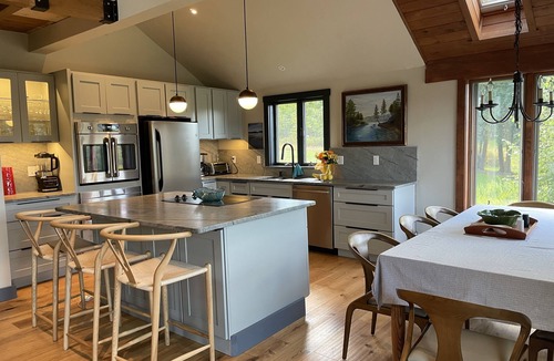 Hebron House | Relaxing; Comfortable; Stunning Views on Newfound Lake