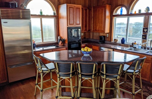 Bayberry Dunes House | Relaxing Oceanfront Retreat W/Jacuzzi And Private Steps To Beach