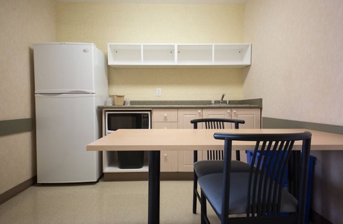 Windsor Apartment | Residence & Conference Centre - Windsor