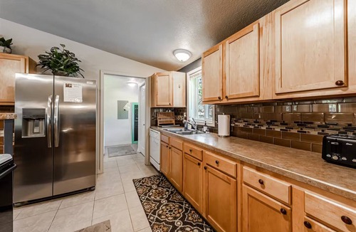 Riverbend House | Riverfront Home On the Beautiful Clark Fork River Sleeps 8 Relax and Unwind