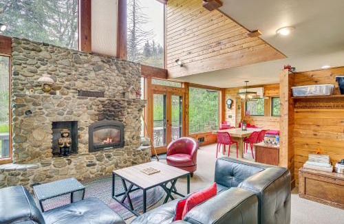 Skykomish House | Riverfront Skykomish Cabin w/Private Hot Tub!
