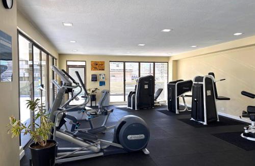 Waikiki House | Royal Kuhio 2303 - Spacious Studio with Stunning Mountain Views in the Heart of Waikiki!