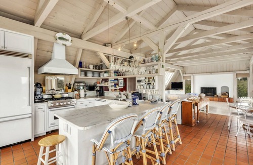 Bridgehampton House | Rustic elegance in this modern farmhouse with private pool, fantastic.