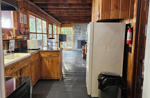 Port Colborne Cabin | Rustic Log Cabin With A Private Beach.