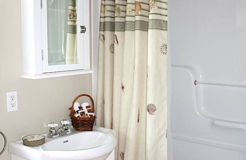Rusticoville House | Rustico Tides Cottages, Unit 1