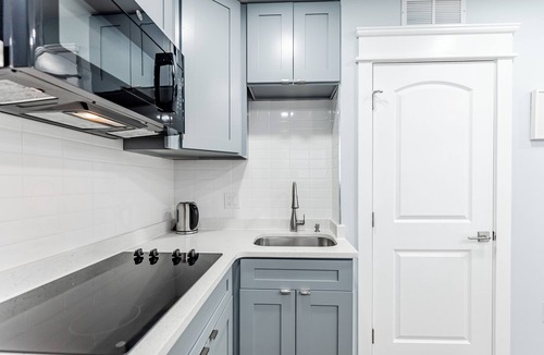 East Passyunk Crossing Apartment | S. Philly Studio Minutes - Center City Passyunk Sq and More!