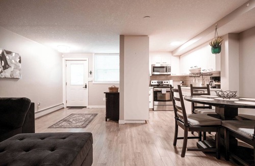 Bridgeland Apartment | Sage on the Bow - Central Condo Family Pets