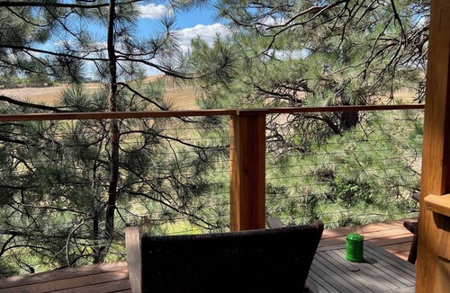 Moscow Cabin | Secluded Unique Treehouse in Moscow for a cozy getaway