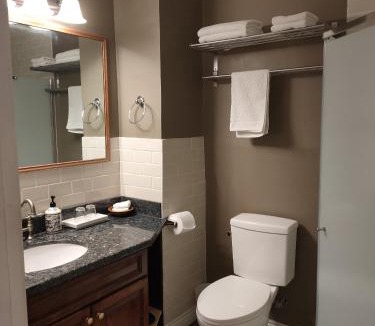 South Surrey House | Semi Centre House