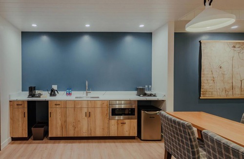 Mottville Hotel | Skaneateles Fields Resort & Spa, Curio Collection By Hilton