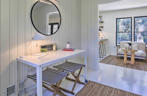 Alpharetta House | Sleek & Chic Alpharetta Escape, 2 Mi to Dtwn!
