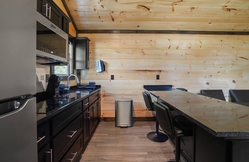 Somerset Cabin | Small Batch Retreat