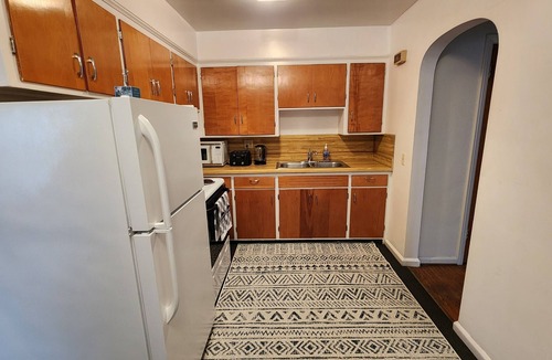 Ottawa House | Spacious 1Bed/1Bth Pets OK, Close to ProMedica, UT