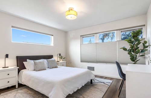 Old Ballard House | Spacious 3Bdr Home with Parking & Rooftop Patio