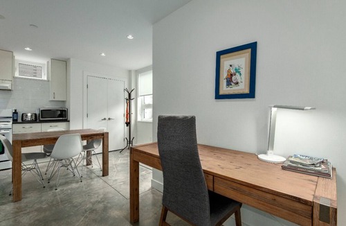 West Point Grey Apartment | Spacious and modern apartment near UBC