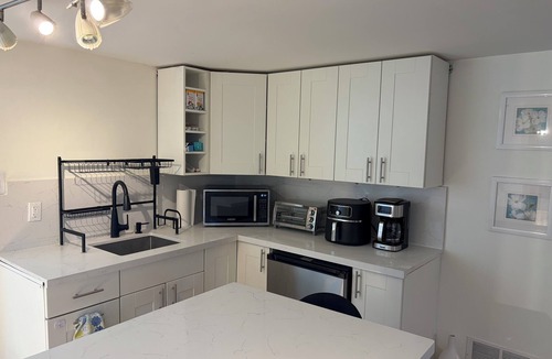 Norseman Heights Apartment | Spacious Basement Apartment in South Etobicoke